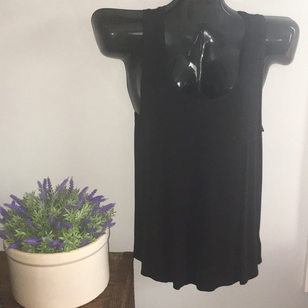 AE soft and sexy tank // size medium